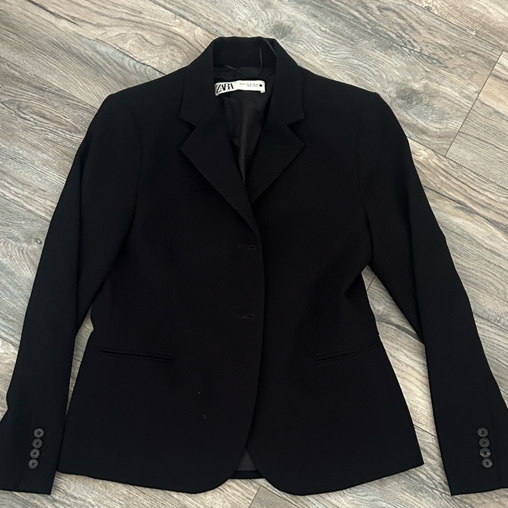 Zara black blazer women’s size medium